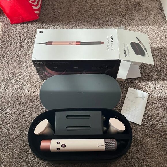 Limited Edition Ceramic Pink and Rose Gold Dyson Airwrap Multi-Styler - Picture 1 of 9